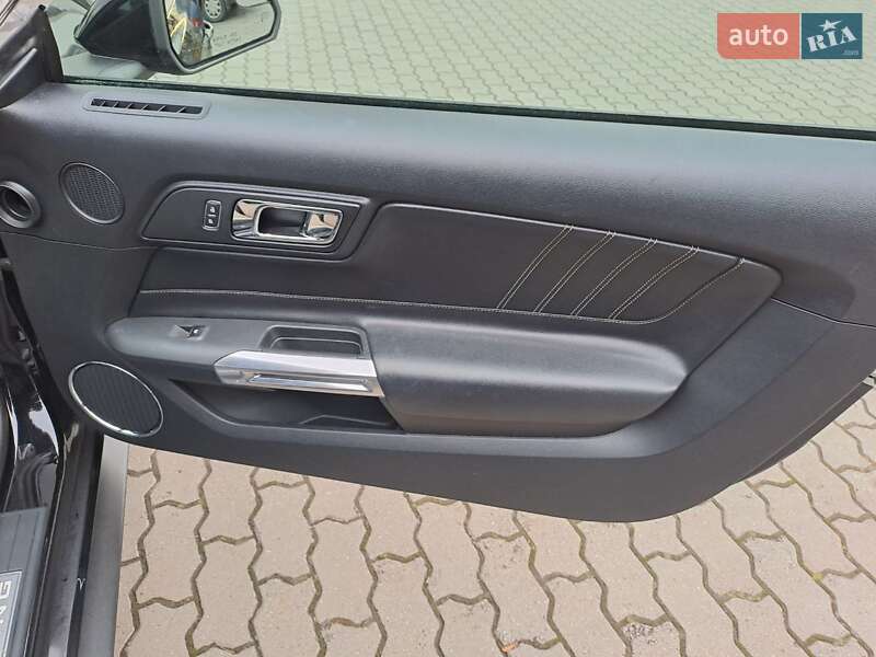 Купе Ford Mustang 2016 в Ивано-Франковске