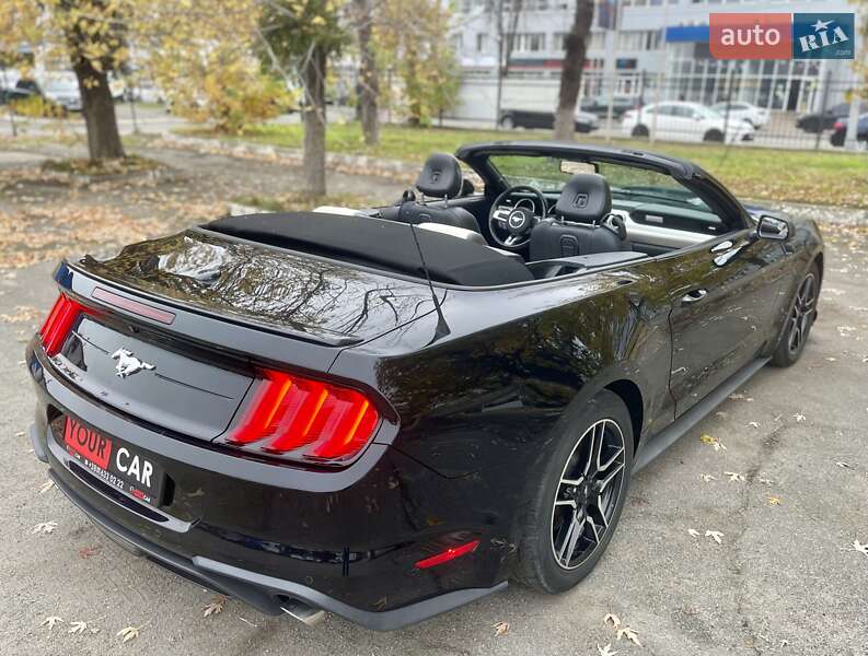 Кабріолет Ford Mustang 2019 в Києві