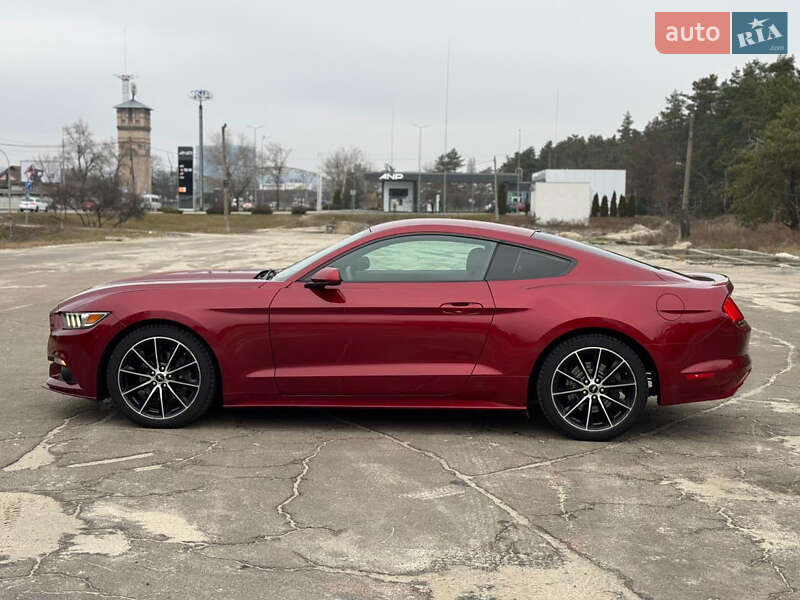 Купе Ford Mustang 2015 в Києві фото 9 Купе Ford Mustang 2015 в Києві