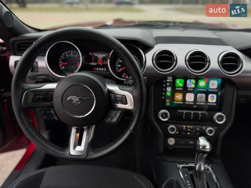 Купе Ford Mustang 2015 в Києві фото 20 Купе Ford Mustang 2015 в Києві