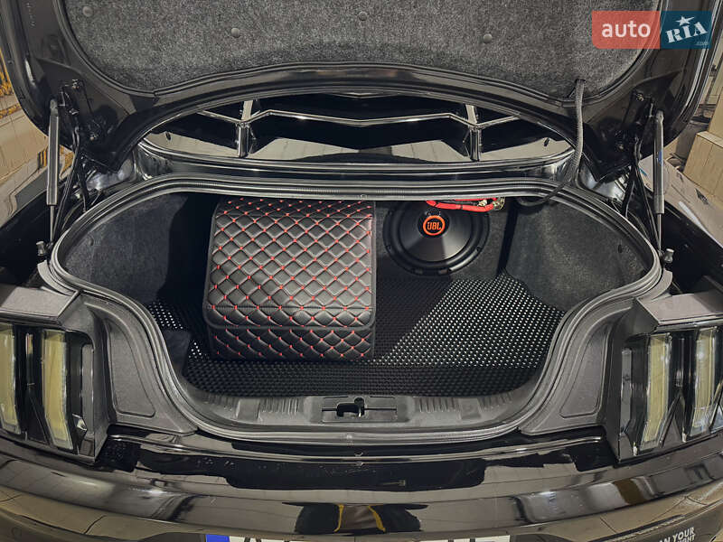 Купе Ford Mustang 2018 в Киеве фото 55 Купе Ford Mustang 2018 в Киеве