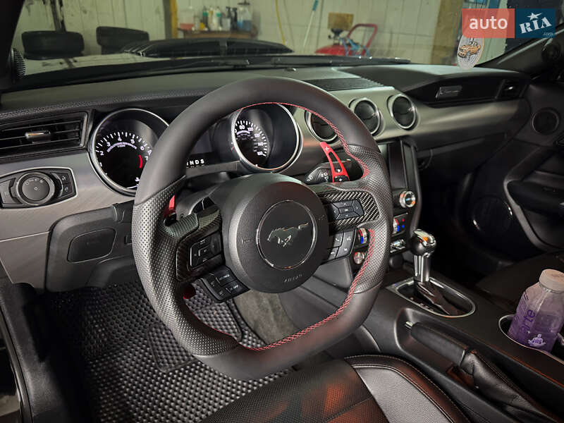 Купе Ford Mustang 2018 в Киеве фото 64 Купе Ford Mustang 2018 в Киеве