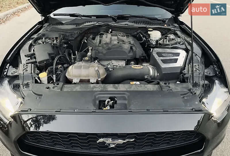 Купе Ford Mustang 2015 в Києві