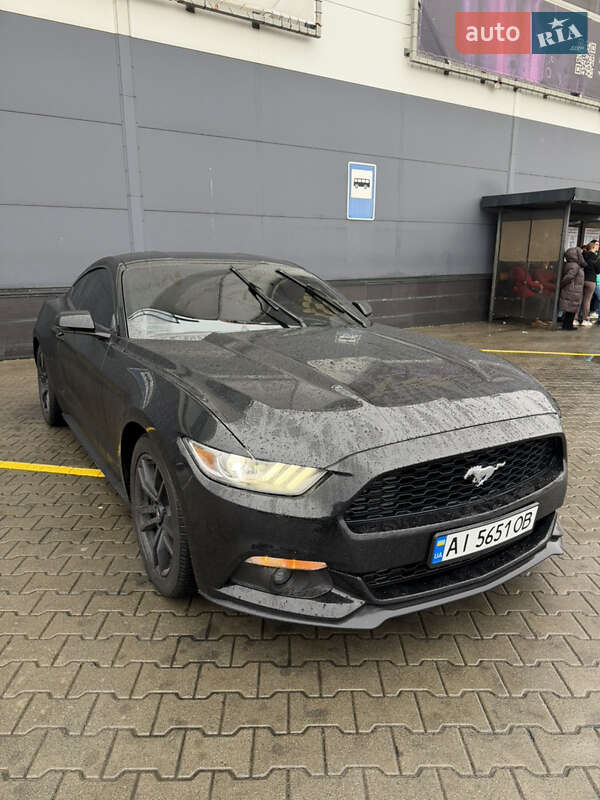 Купе Ford Mustang 2015 в Києві