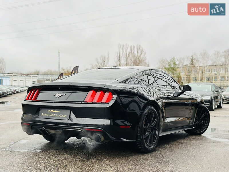 Купе Ford Mustang 2015 в Харькове