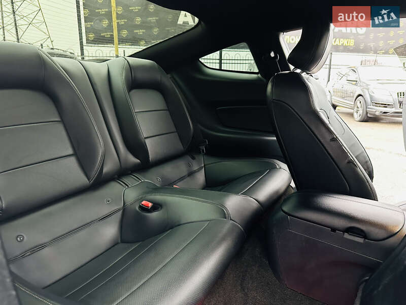 Купе Ford Mustang 2015 в Харькове