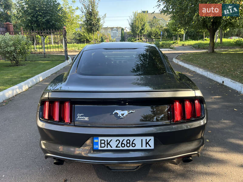 Купе Ford Mustang 2017 в Ровно фото 5 Купе Ford Mustang 2017 в Ровно