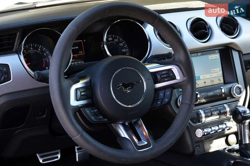 Купе Ford Mustang 2017 в Києві