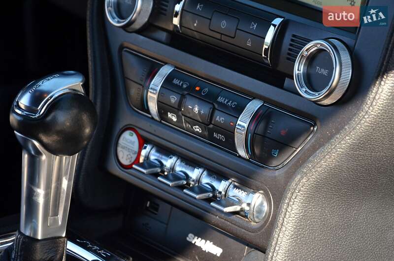 Купе Ford Mustang 2017 в Києві