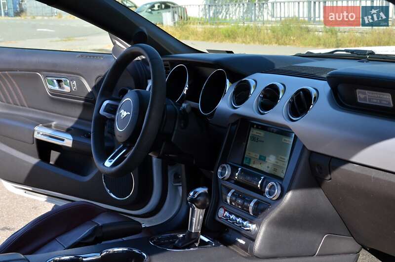 Купе Ford Mustang 2017 в Києві