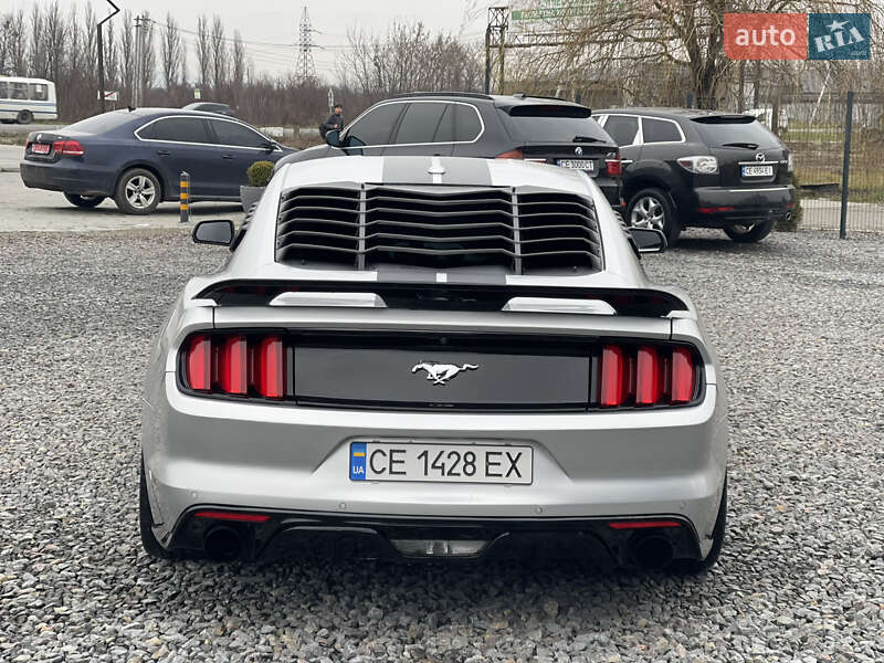 Купе Ford Mustang 2017 в Черновцах
