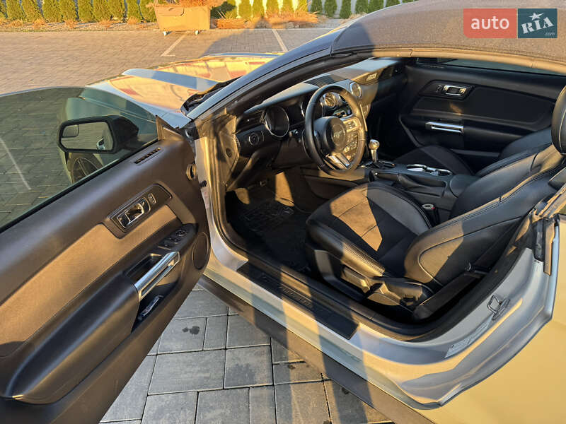 Кабриолет Ford Mustang 2015 в Луцке фото 8 Кабриолет Ford Mustang 2015 в Луцке