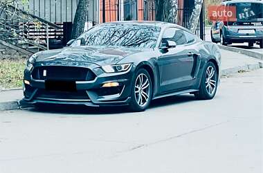 Купе Ford Mustang 2015 в Виннице
