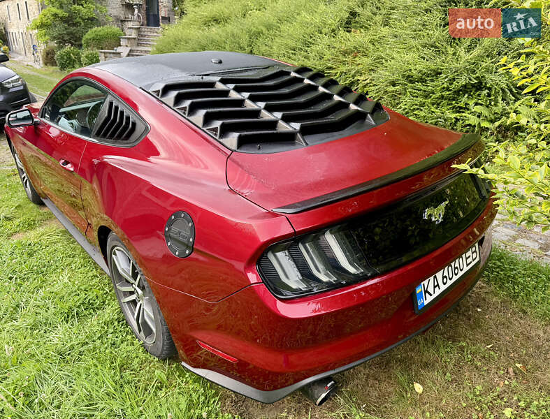 Купе Ford Mustang 2015 в Киеве фото 11 Купе Ford Mustang 2015 в Киеве