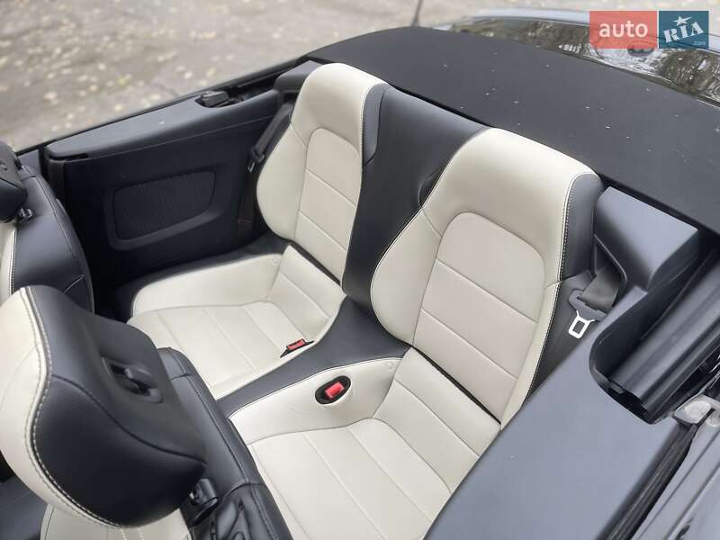 Кабриолет Ford Mustang 2019 в Киеве