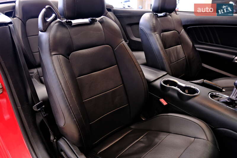 Кабриолет Ford Mustang 2017 в Одессе