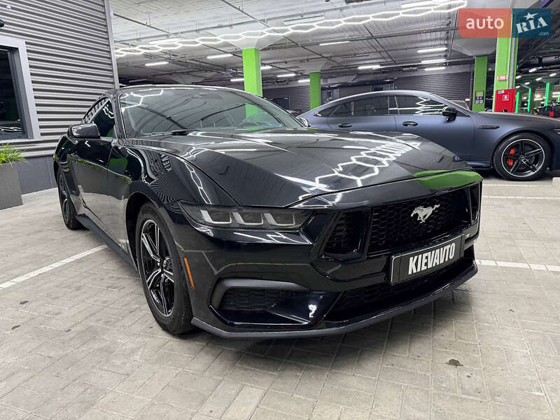 Купе Ford Mustang 2023 в Києві