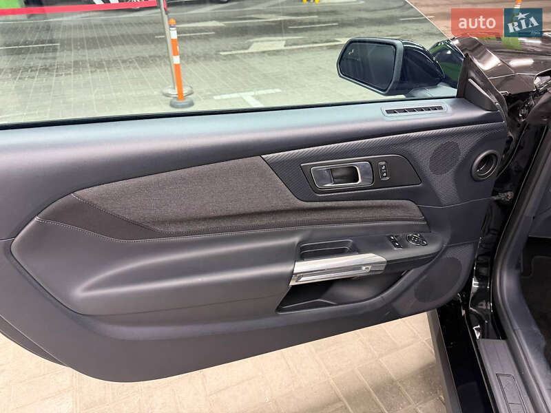 Купе Ford Mustang 2023 в Києві