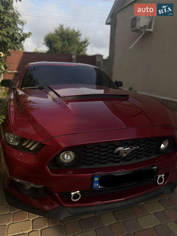 Купе Ford Mustang 2016 в Харькове