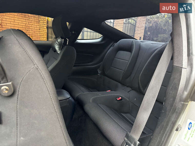 Купе Ford Mustang 2017 в Киеве