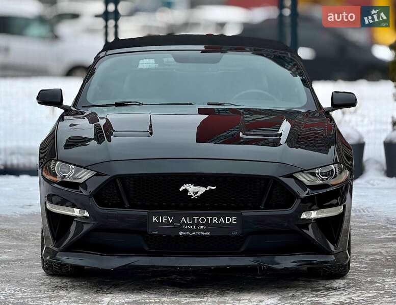 Кабриолет Ford Mustang 2015 в Киеве