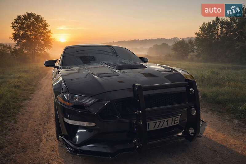 Купе Ford Mustang 2018 в Києві фото 3 Купе Ford Mustang 2018 в Києві