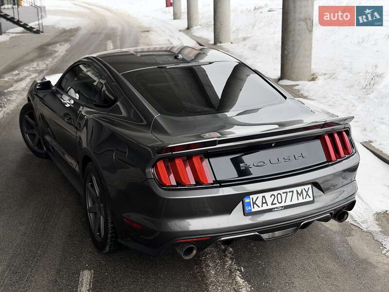 Купе Ford Mustang 2014 в Киеве фото 7 Купе Ford Mustang 2014 в Киеве