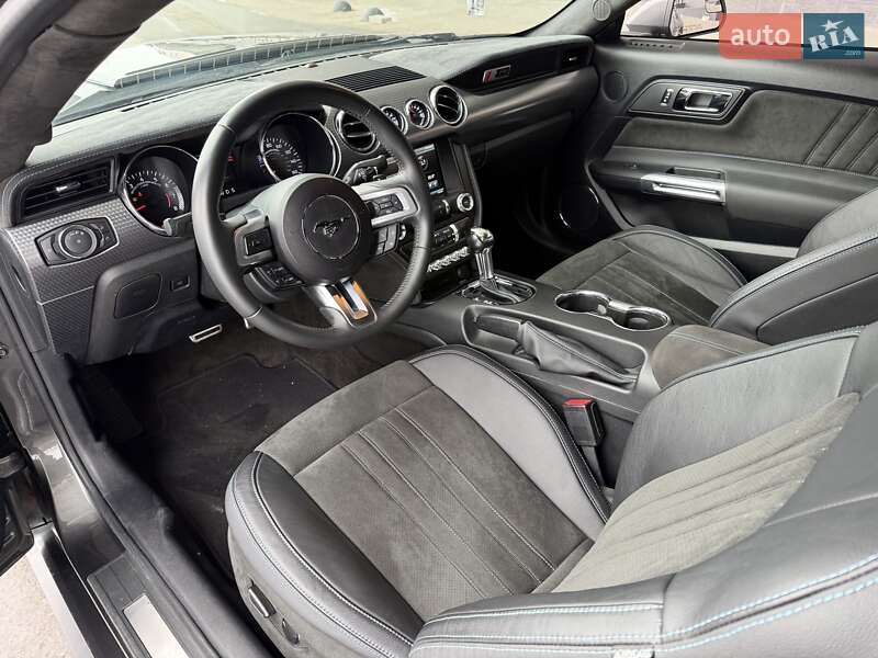 Купе Ford Mustang 2014 в Киеве фото 16 Купе Ford Mustang 2014 в Киеве