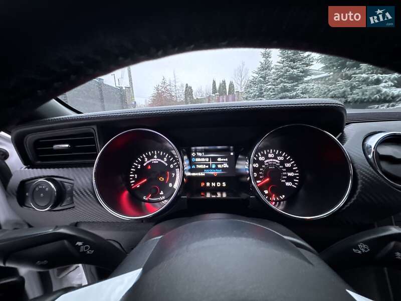 Кабріолет Ford Mustang 2015 в Києві фото 26 Кабріолет Ford Mustang 2015 в Києві