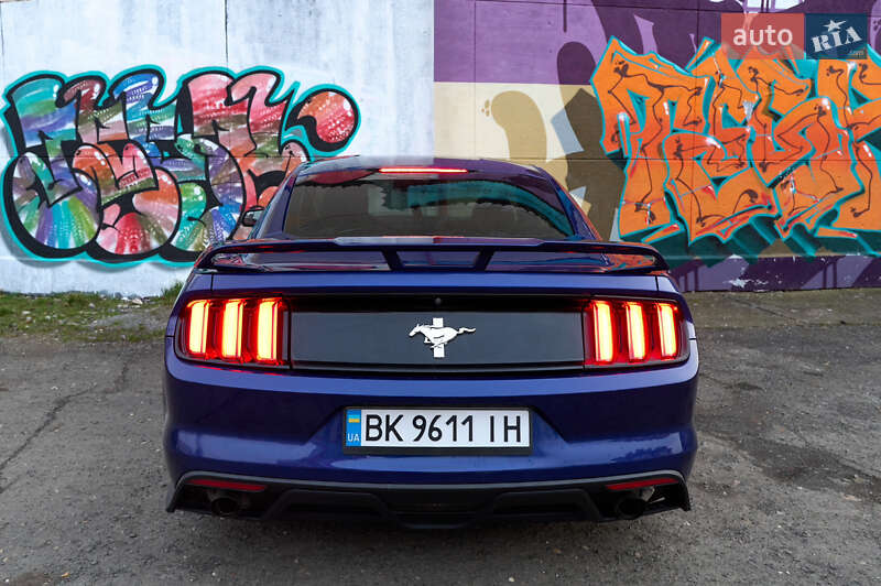 Купе Ford Mustang 2015 в Ужгороді фото 2 Купе Ford Mustang 2015 в Ужгороді