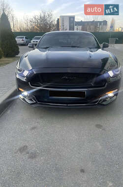 Купе Ford Mustang 2017 в Киеве