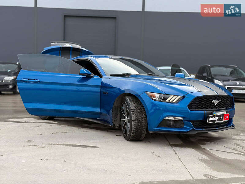 Купе Ford Mustang 2017 в Львові