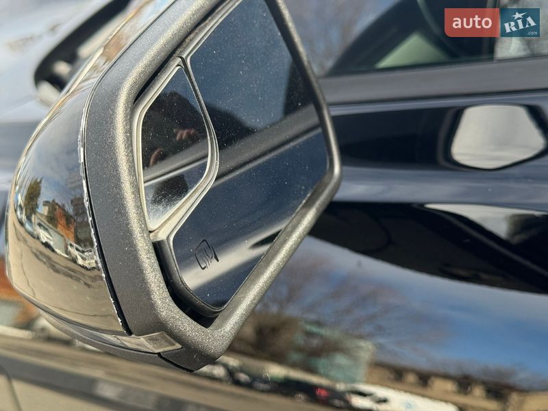 Кабриолет Ford Mustang 2019 в Киеве