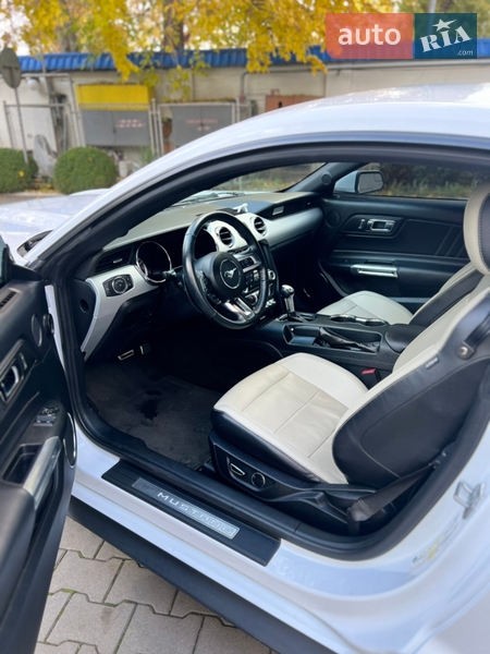 Купе Ford Mustang 2017 в Одессе