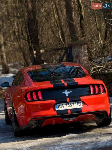 Купе Ford Mustang 2016 в Києві