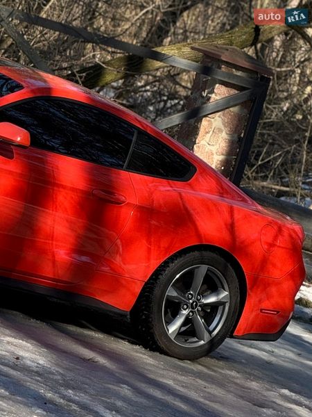 Купе Ford Mustang 2016 в Києві