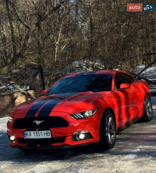 Купе Ford Mustang 2016 в Києві