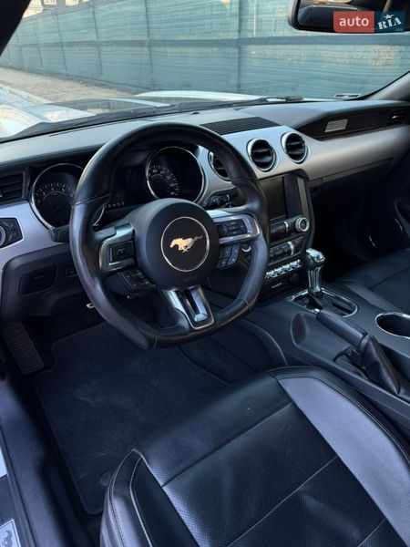 Купе Ford Mustang 2016 в Бучі