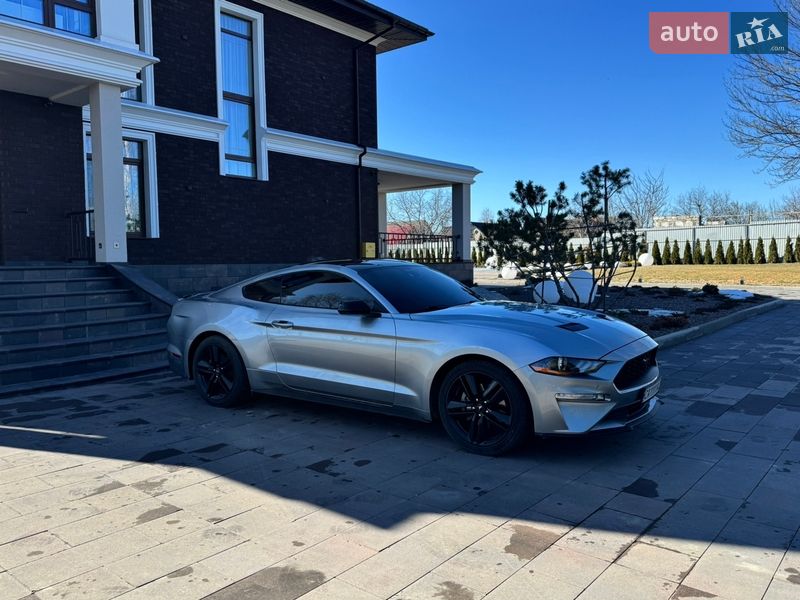 Купе Ford Mustang 2021 в Киеве