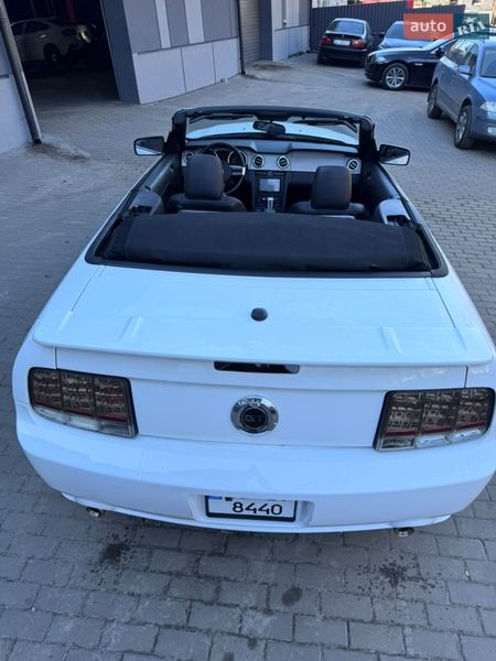 Кабриолет Ford Mustang 2008 в Киеве