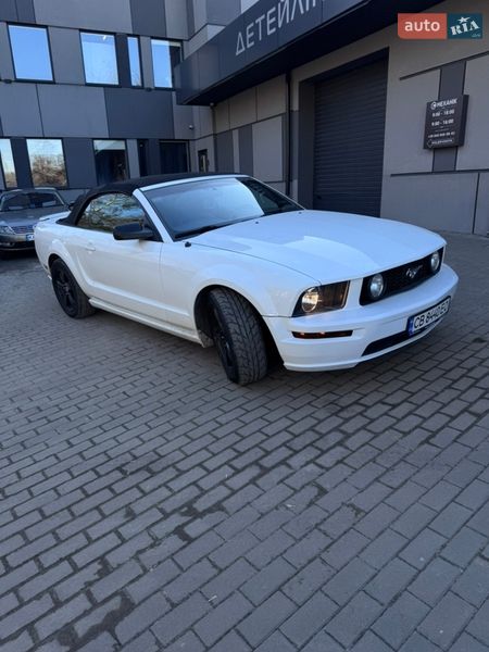 Кабриолет Ford Mustang 2008 в Киеве