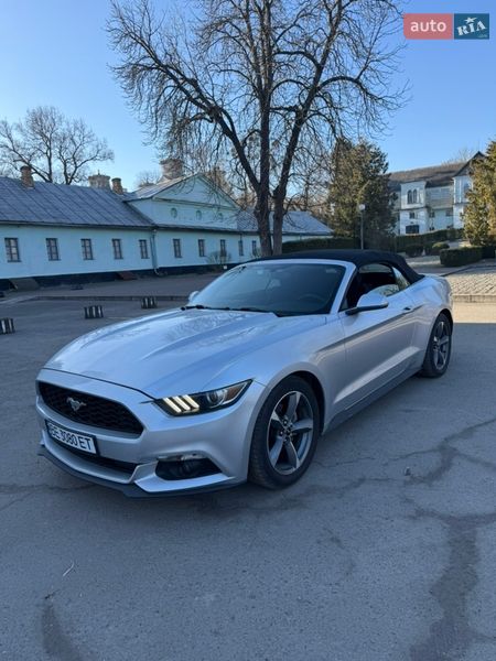 Кабриолет Ford Mustang 2015 в Корсуне-Шевченковском