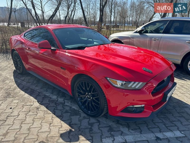Купе Ford Mustang 2016 в Києві