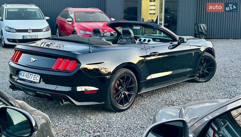 Кабріолет Ford Mustang 2015 в Мукачевому