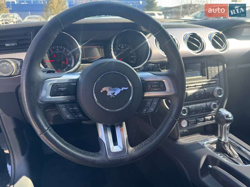 Купе Ford Mustang 2014 в Львове фото 15 Купе Ford Mustang 2014 в Львове