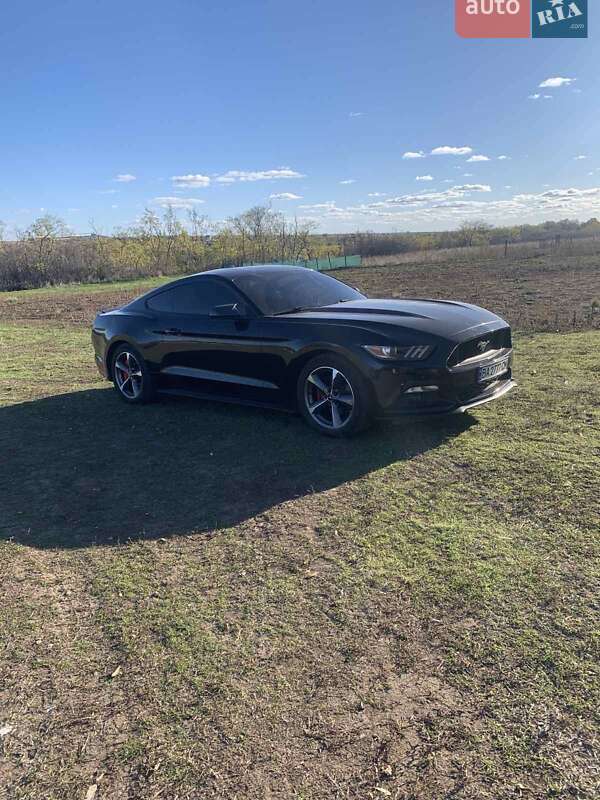 Купе Ford Mustang 2016 в Бобринце фото Купе Ford Mustang 2016 в Бобринце