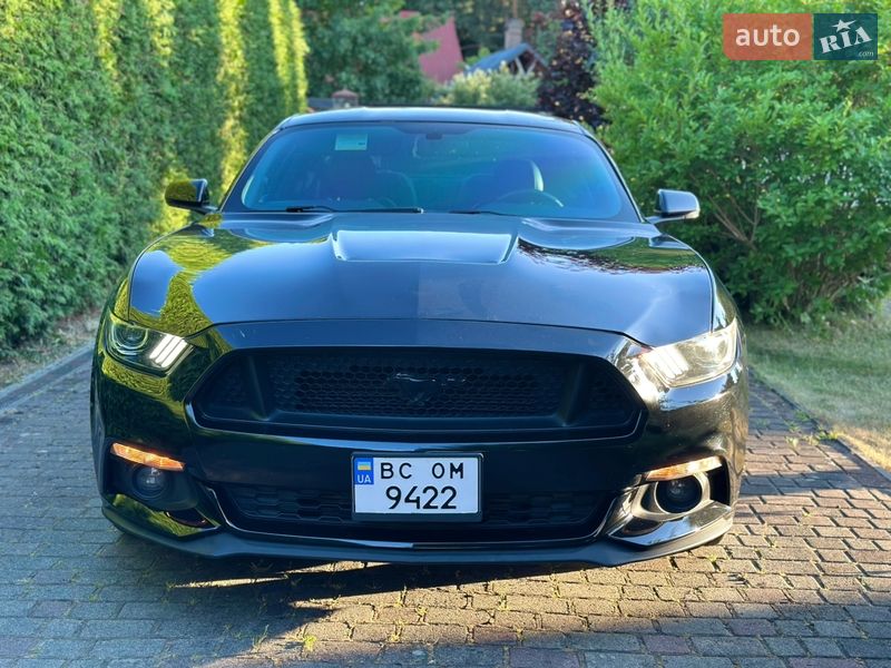 Купе Ford Mustang 2017 в Львове
