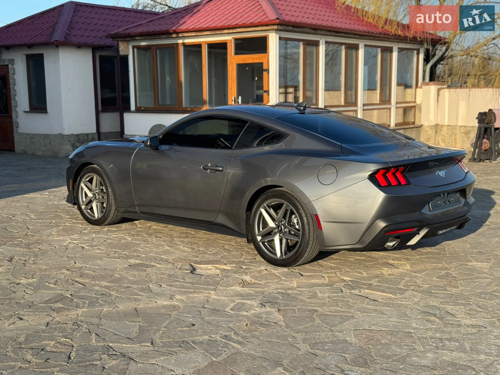 2025 Ford Mustang - мініатюра 15