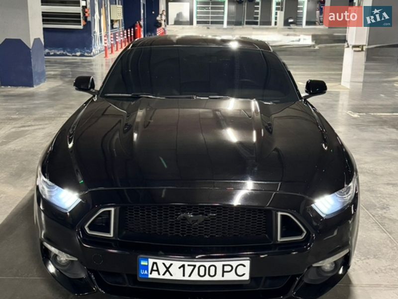 Купе Ford Mustang 2015 в Харькове фото Купе Ford Mustang 2015 в Харькове