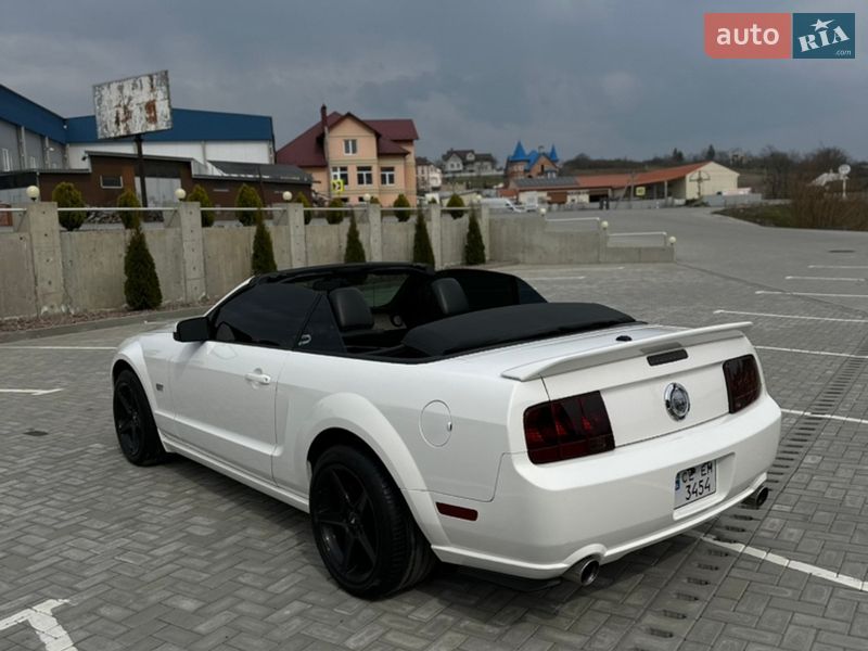 Кабріолет Ford Mustang 2006 в Чернівцях фото 4 Кабріолет Ford Mustang 2006 в Чернівцях